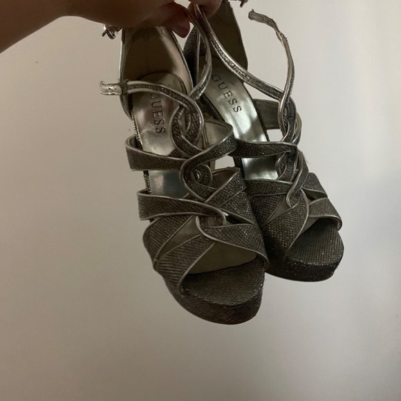 Sparkly Guess Heels - Picture 3 of 4
